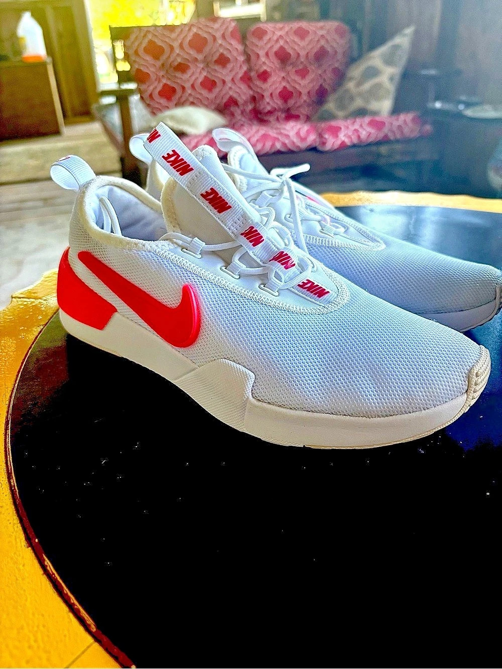 Nike Air Women’s White & Red Sneakers
